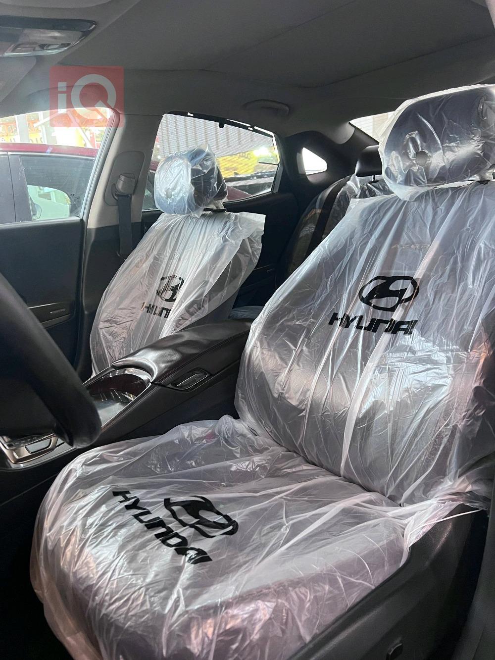 هیوندای ازێرا